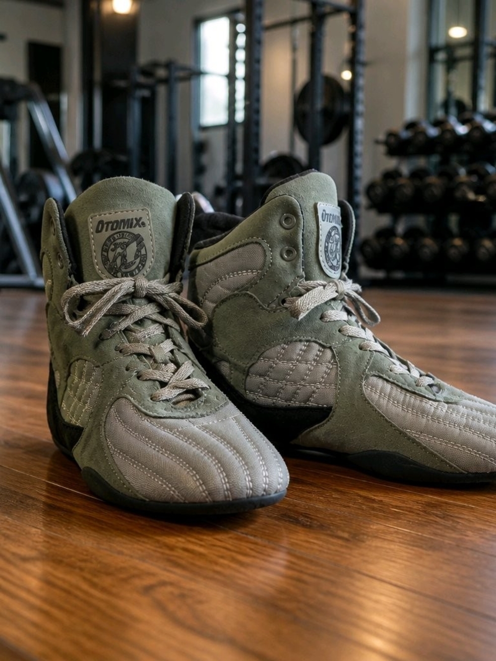Otomix Grey Stingray Weightlifting Shoes Size 10